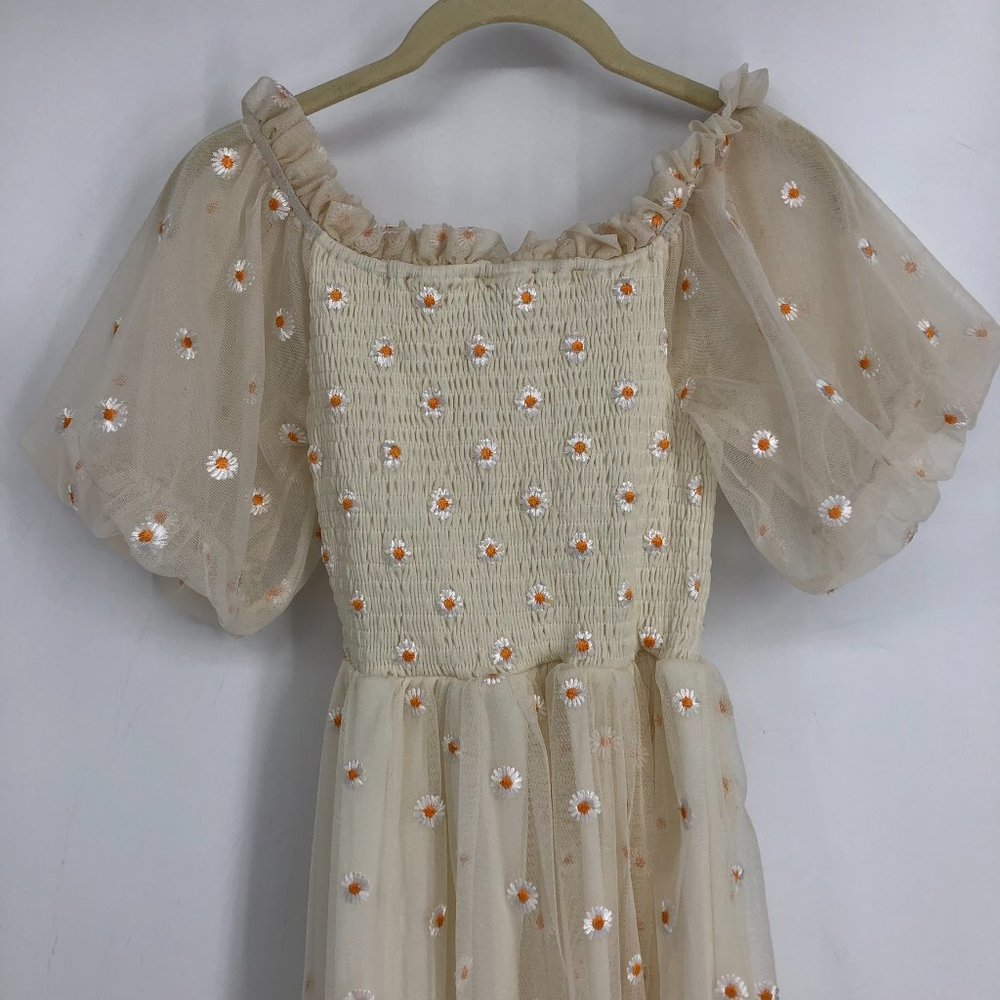 Ivory Puff Sleeve Tulle Mesh Smocked Chest Daisy Embroidered Dress - Picture 8 of 15